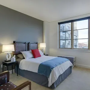  Apartment Renu At The Burlington